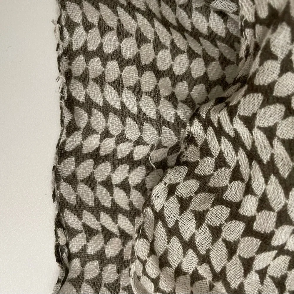 N/A scarf large